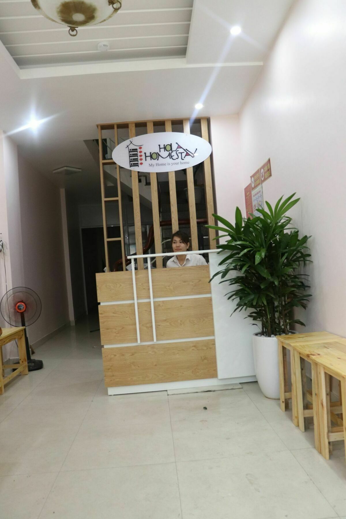Hola Homestay Hanoi Buitenkant foto